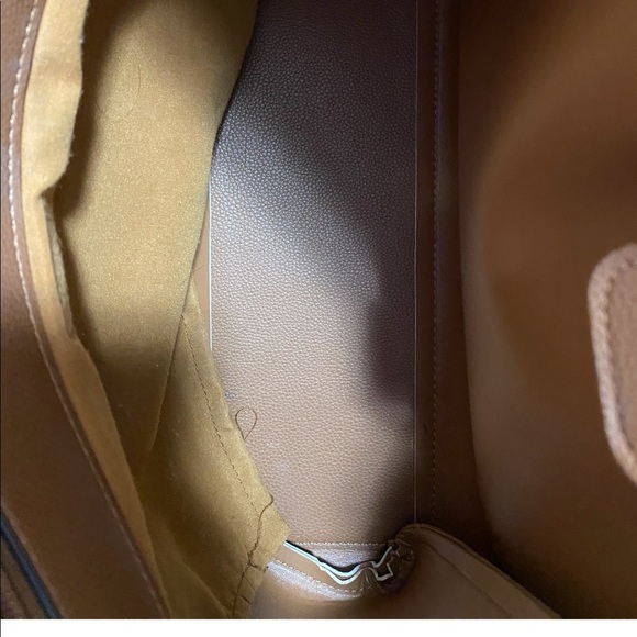 DELETE - Picture 3 of 14